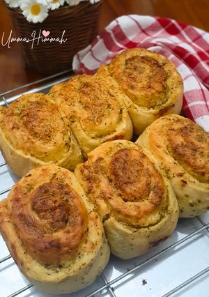 Foto resep Garlic Cheese Rolls