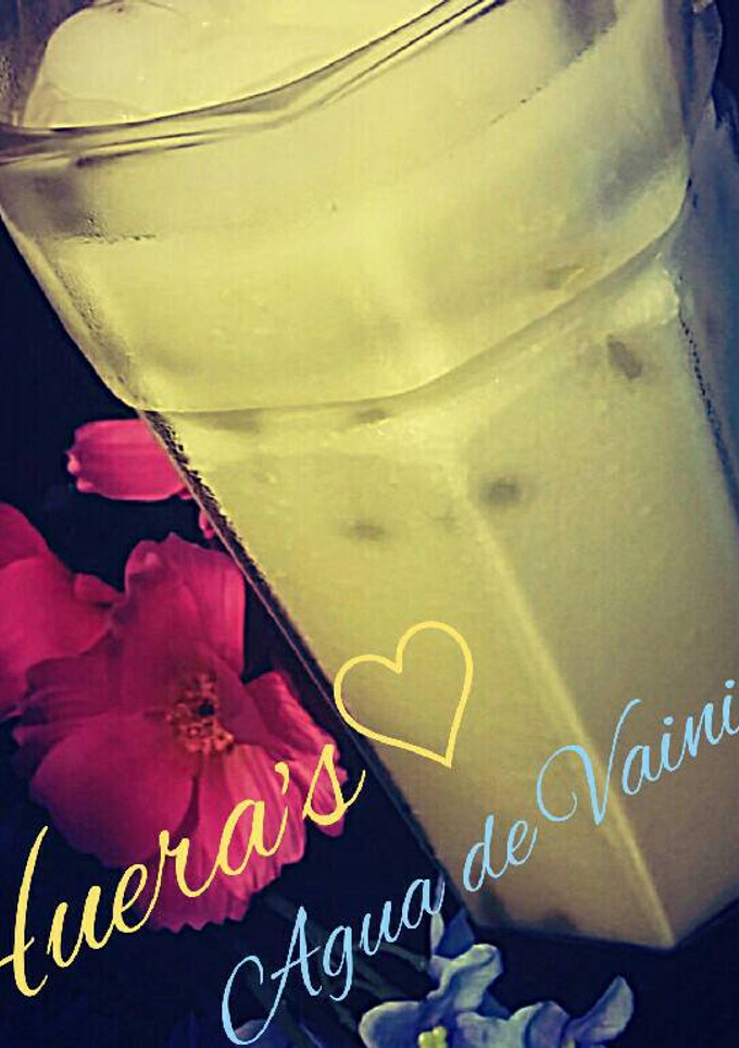 Una foto de HU3RAz♡ Agua Fresca de Vainilla