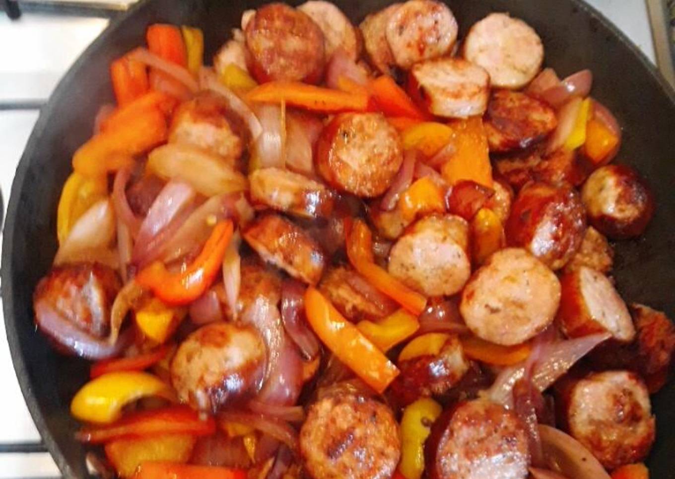 Chorizos a la sidra