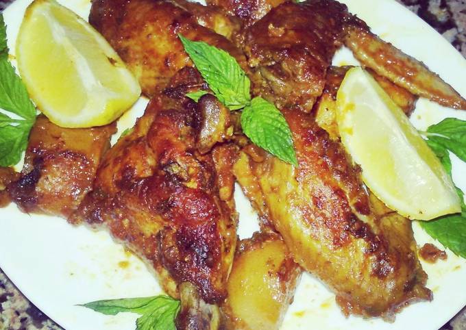 So Delicious Mexican Cuisine Oven Grilled Chicken Wings With Potato In Awesome Sauce