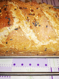 Hűtőben kelt teljes kiőrlésű kenyér recept fotója