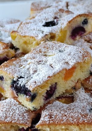 Kanalas, kevert gyümölcsös süti recept fotója
