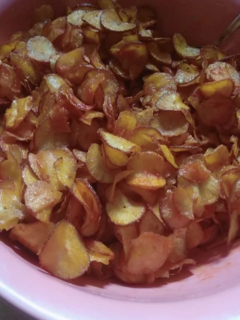 Langkah Mudah untuk Menyiapkan Resep Keripik singkong balado yang Lezat Sekali Anti Ribet, Lezat