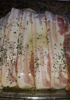 Una foto de Pastel de pollo y baicon