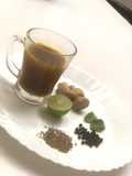 તુલસી આદુનો ઉકાળો (Tulsi Ginger Ukalo Recipe In Gujarati)