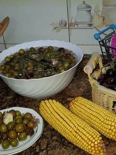 Una foto de Aceitunas al estilo campo real (la recolección)