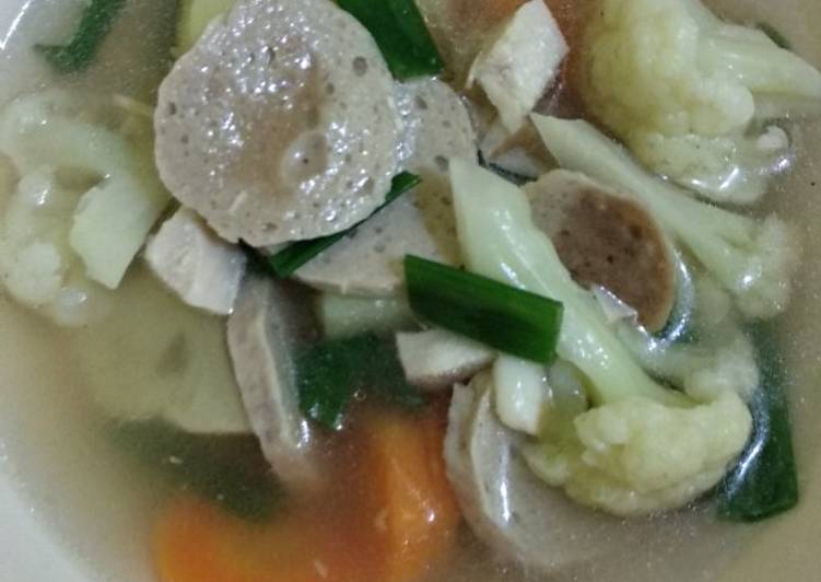 Sup Bakso Ayam Sayuran ala rumahan