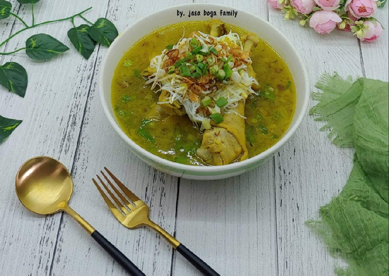 Soto Ayam Kuah Bening (khas kota jember)