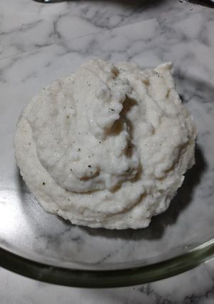 A picture of Protein Packed Ranch, Garlic Cauliflower Mash.