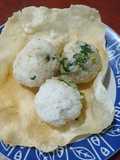 Bola Nasi Sayur Urap