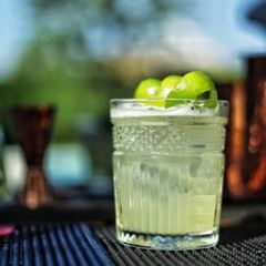A picture of Pineapple and fig sour.