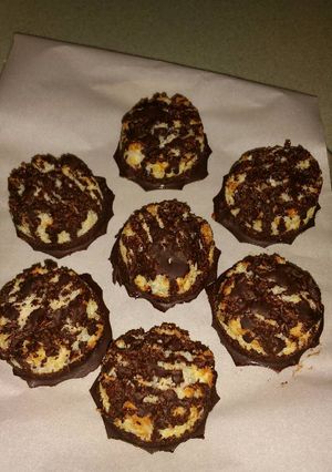 A picture of Dark Chocolate-dipped Coconut Macaroons.