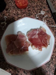 Una foto de Tosta de Jamón serrano