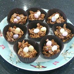 A picture of Easter Crispy Cakes.