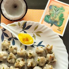 Ukadiche Modak A picture of Ukadiche Modak.