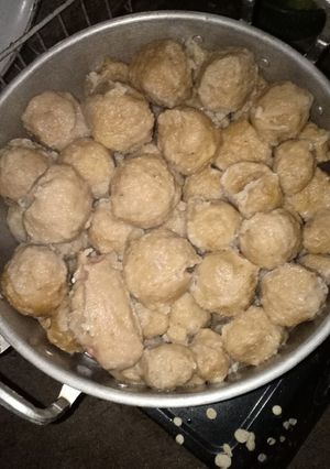 Foto resep Pentol ayam isi telur puyuh untuk jualan