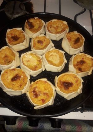 Una foto de Canastitas de choclo y queso🌽😋