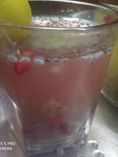 મોકટેઈલ(Mocktail Recipe in Gujarati) રેસીપી મુખ્ય ફોટો