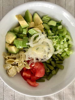 Una foto de Ensalada mixta sana