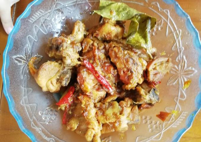 Ayam kecap minyak kelapa