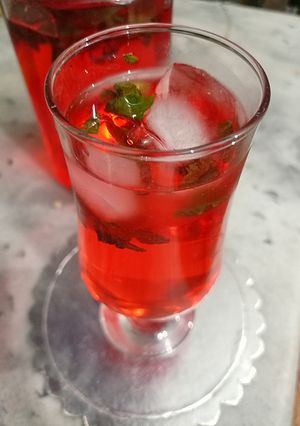 A picture of LAAL SHARBAT MOJITO😋.