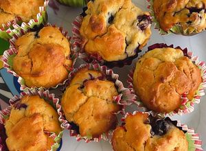 Φωτογραφία της συνταγής Muffins με ανθότυρο και μύρτιλα