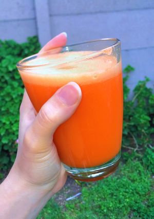 Una foto de Licuado de zanahoria y naranja