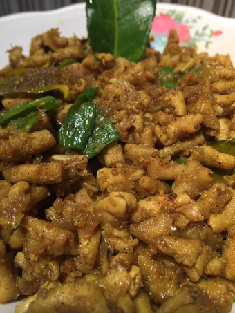 Cara Gampang Membikin Resep Usus Ayam Bumbu Kuning yang Uenak Anti Ribet, Menggugah Selera