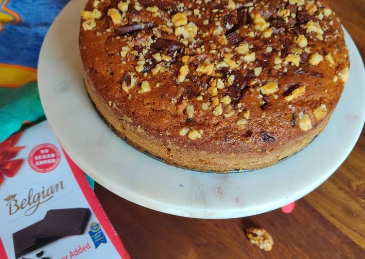 Pumpkin cake with walnuts and lindt chocolate