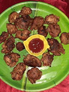 চিকেন পকোড়া(Chicken pakora recipe in Bengali) রেসিপির প্রধান ছবি