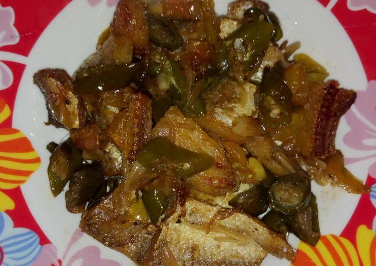 Ikan asin cabe ijo