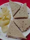 Crispy potato wafers sandwich 🥪