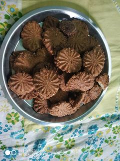 ठेकुआ (Thekua recipe in Hindi) रेसिपी मुख्य फोटो