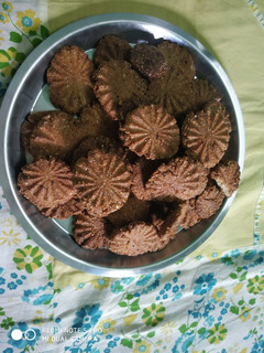 ठेकुआ (Thekua recipe in Hindi) रेसिपी मुख्य फोटो