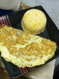 Una foto de Omelette de Champiñones con Queso