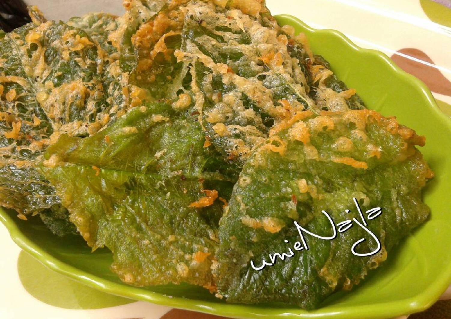 Resep Keripik bayam renyah oleh UmieNajla Cookpad