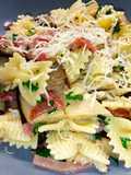 Farfalle funghi cardoncelli, speck e pecorino