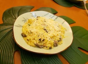 Foto de Risoto ao espumante, limão siciliano e cogumelos