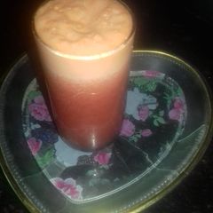 A picture of Carrot and orange juice.