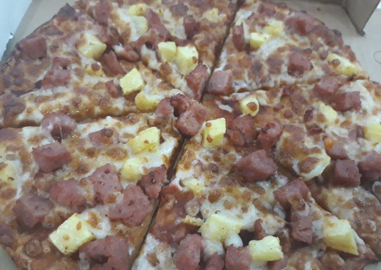 Guide to Make Pineapple Pizza in 17 Minutes for Young Wife