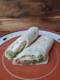Wrap de Salmão Fumado e Abacate