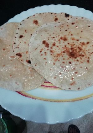 A picture of Fulka roti.