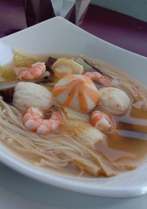 Foto resep Sup Seafood Asam Pedas (tom yum ala kampung 😁)