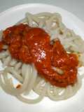 Mie saus bolognese