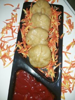 वेज मोमोज(Veg momos recipe in Hindi) रेसिपी मुख्य फोटो