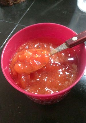 Una foto de Mermelada de tomate... Fácil y rápida