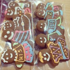 A picture of Gingerbread Man with Royal Icing.