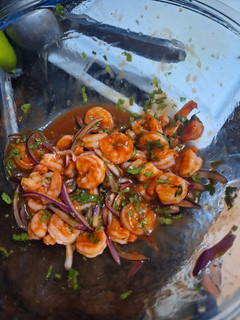 Una foto de Ceviche de camarones