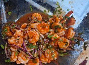 Una foto de Ceviche de camarones