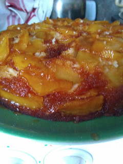 Una foto de Torta🍰 invertida de manzana🍎